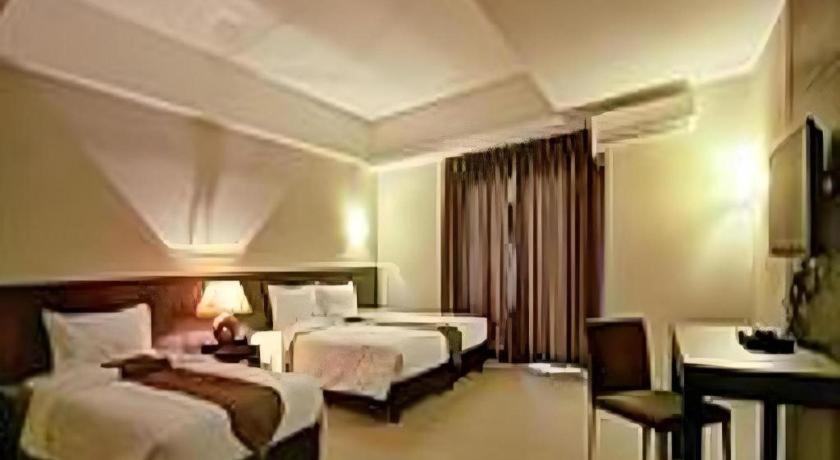 Sequoia Hotel Кесон Сити Екстериор снимка