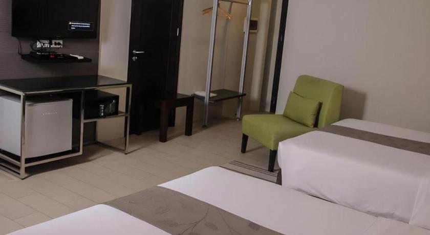 Sequoia Hotel Кесон Сити Екстериор снимка